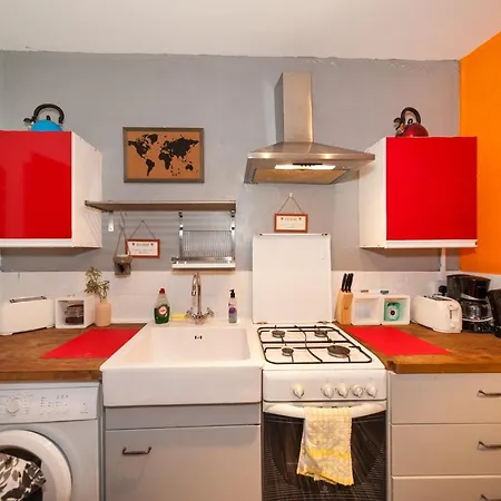 2 Bedroom Roof Terrace With Sauna Jakuzzi And Outdoor Cinema * London