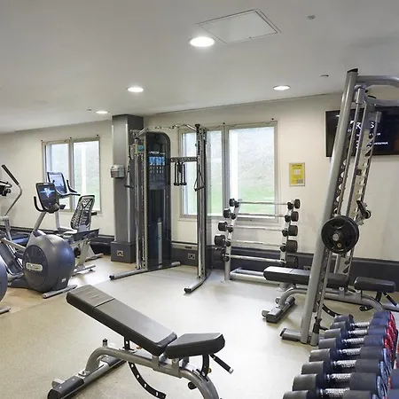Hilton London Heathrow Airport Hotel Hillingdon