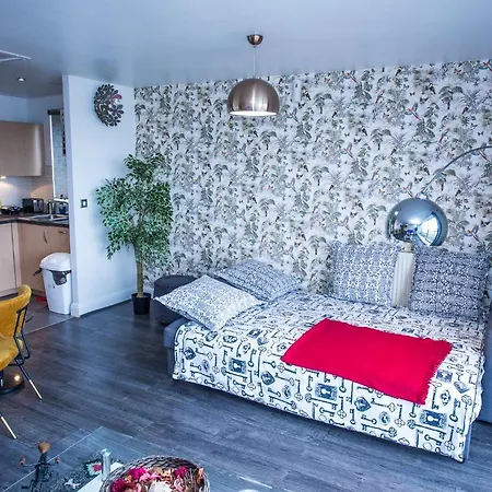 Apartment Dejays London