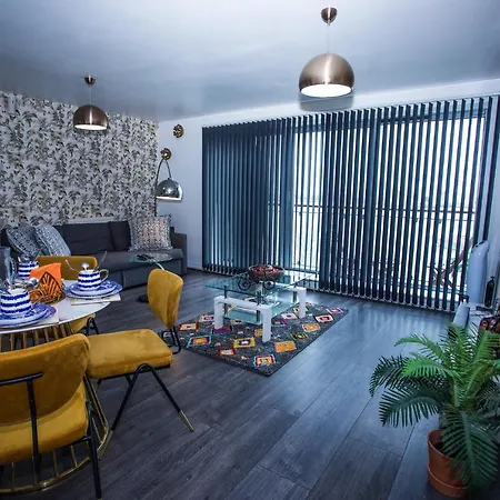 Dejays Apartment London
