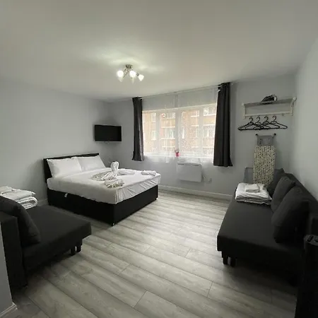 Guest house Comfortable - Cosy - Budget In Center 2*