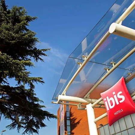 Ibis London Heathrow Airport Hillingdon