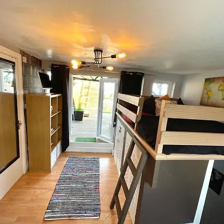 Apartment 2 Bedroom Roof Terrace With Sauna Jakuzzi And Outdoor Cinema *