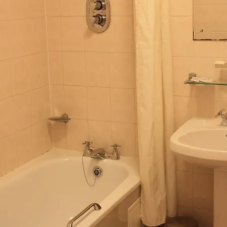 Regency Westend Bed & Breakfast