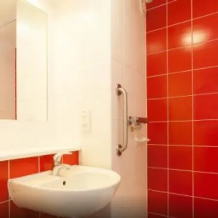 Travelodge Sunbury M3