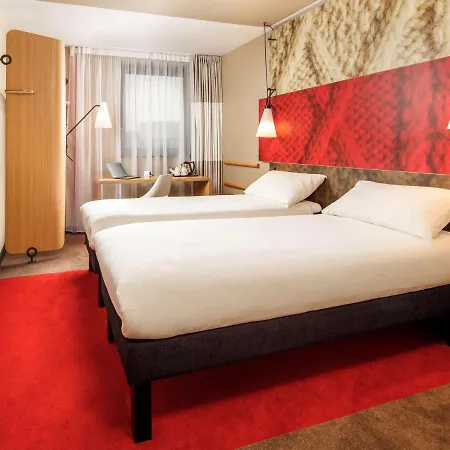 Ibis Canning Town Hotel London