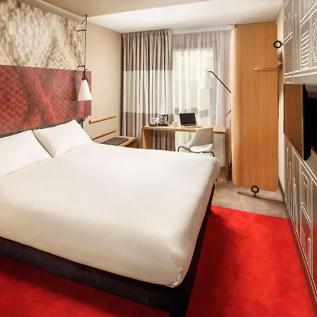 Hotel Ibis Canning Town 3*