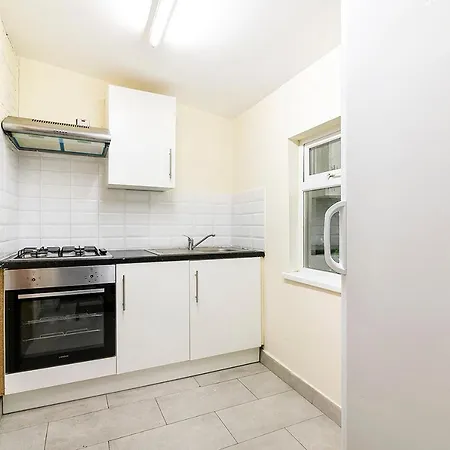 Holiday home Longbridge House