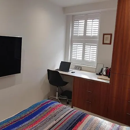 Comfortable With Ensuite * Londres