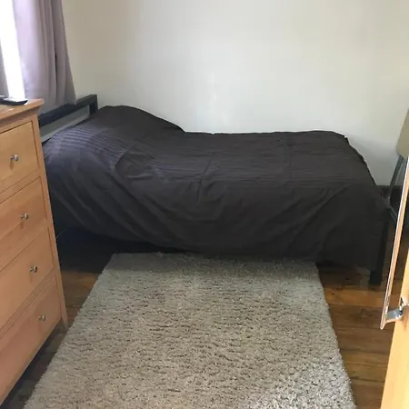 Bubblesbnb- Lovely 1 Bedroom Studio Flat * London