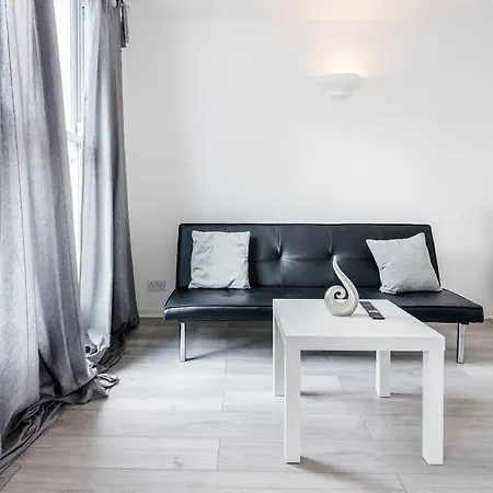 Beautiful 1-bed In Lewisham London