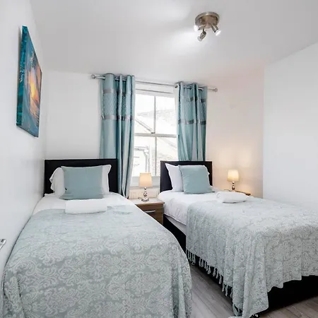 Beautiful 1-bed In Lewisham Apartment *