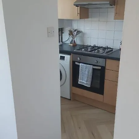 Mornington Place Apartment