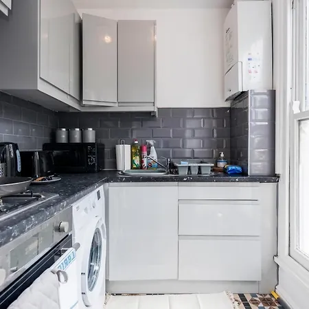 Beautiful 1-bed In Lewisham