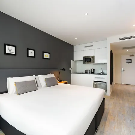 Staycity London Heathrow Hillingdon