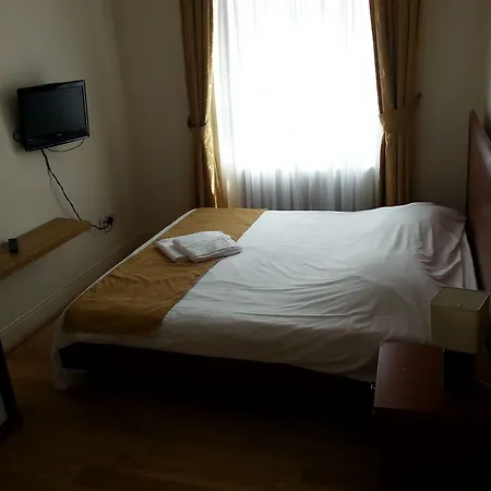 Corner House Лондон