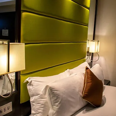 Montcalm Brewery Townhouse Hotel