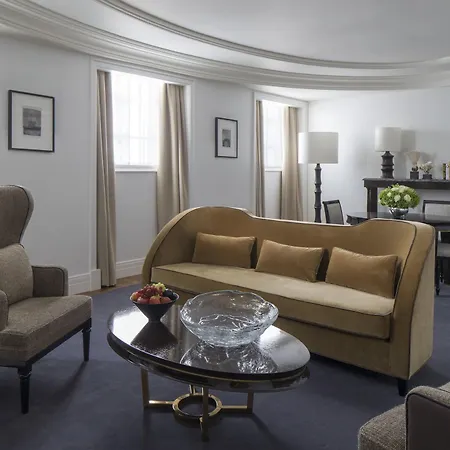 Hotel Four Seasons At Tower Bridge
