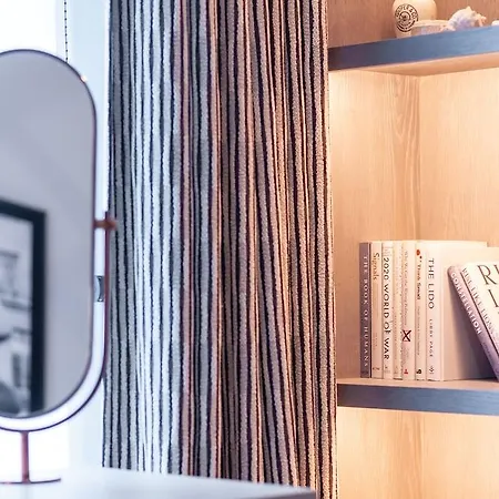 Hart Shoreditch London, Curio Collection By Hilton