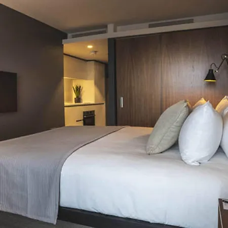 Aparthotel The Gate 4*