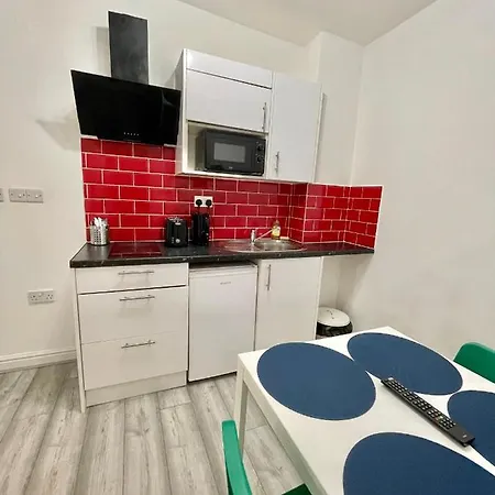 Guest house Comfortable - Cosy - Budget In Center 2*