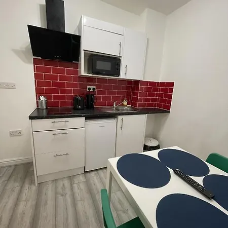 Comfortable - Cosy - Budget In Center Guest house London