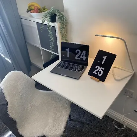 Cosy Flat In * ロンドン