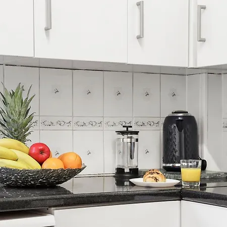 Holiday home Stunning Victorian Property Near Canary Wharf! *