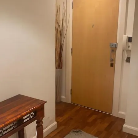 Medilon's Apartment London