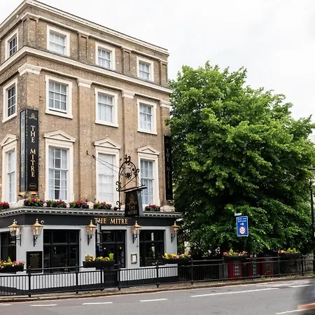 Innkeeper's London, Hotel 4*