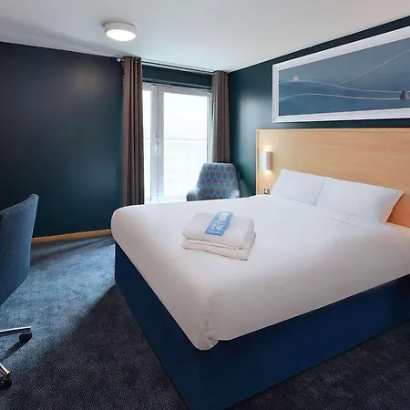 Travelodge Airport London