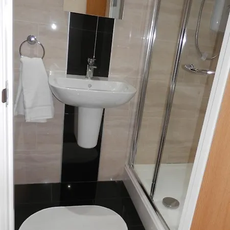 Heathrow Travellers Hub 3* Χάνσλοου