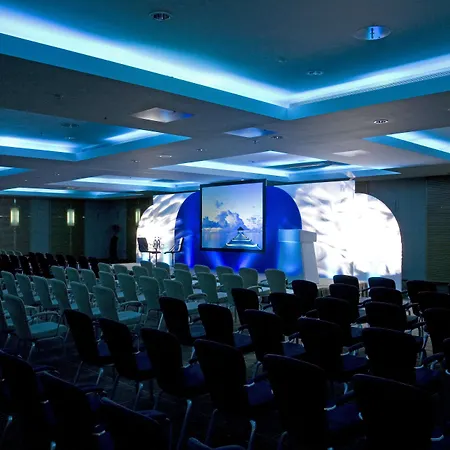 Hilton Canary Wharf Hotel 4*