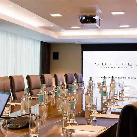 Sofitel London Heathrow Отель 5*