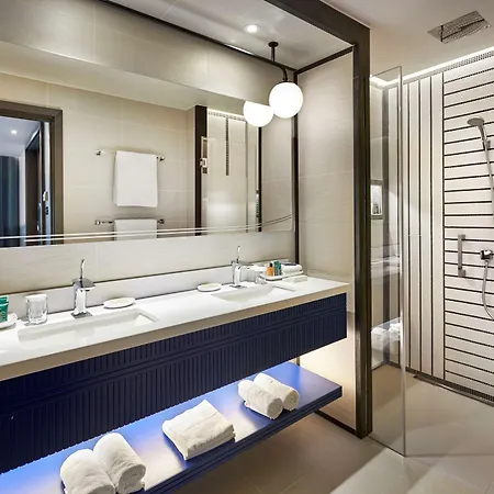 Hilton London Heathrow Airport 4* Hillingdon