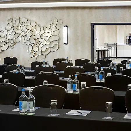 Hilton London Heathrow Airport 4* Hillingdon