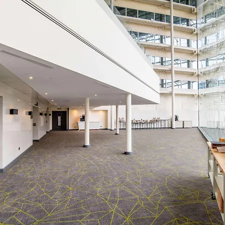 Hilton London Heathrow Airport Hotel