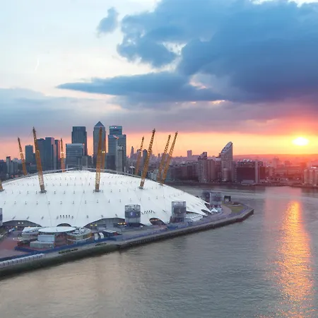 Crowne Plaza - Docklands By Ihg Hotel
