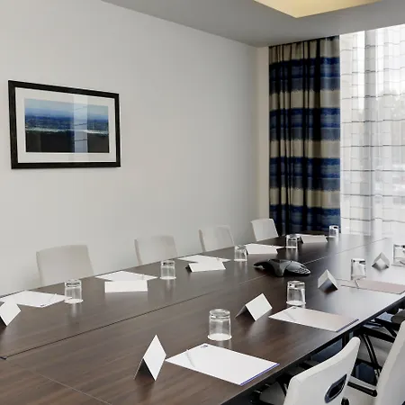 Otel Holiday Express - Excel By Ihg Londra