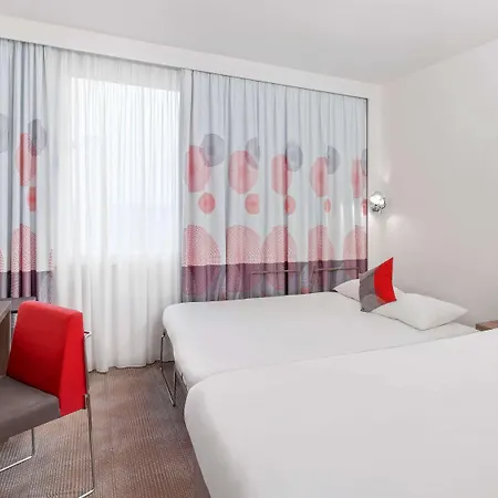 Novotel Excel 4*