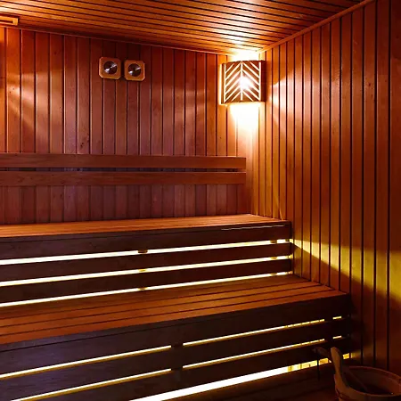 Novotel Excel 4*