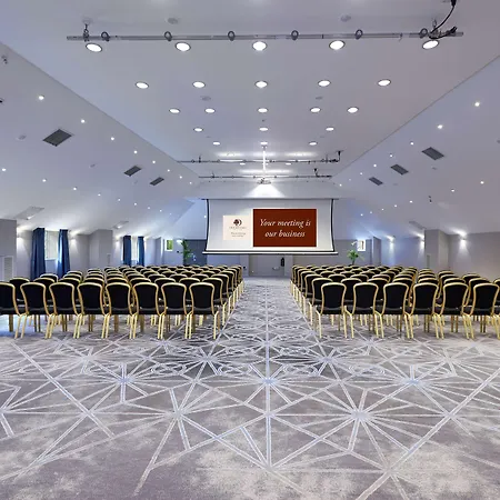 Hotel Doubletree By Hilton - Docklands Riverside 4*