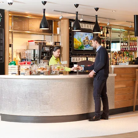 Hotel London Lock By Ihg Brentford