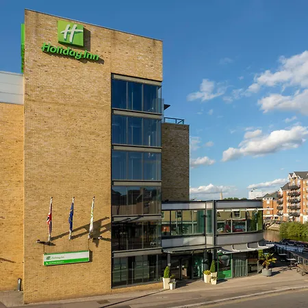 London Lock By Ihg Brentford