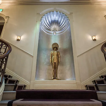 Courthouse Shoreditch 5* Londra