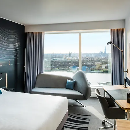 Novotel Canary Wharf 4* Λονδίνο
