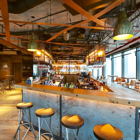 Novotel Canary Wharf 4*
