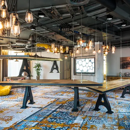 Novotel Canary Wharf 4* Λονδίνο