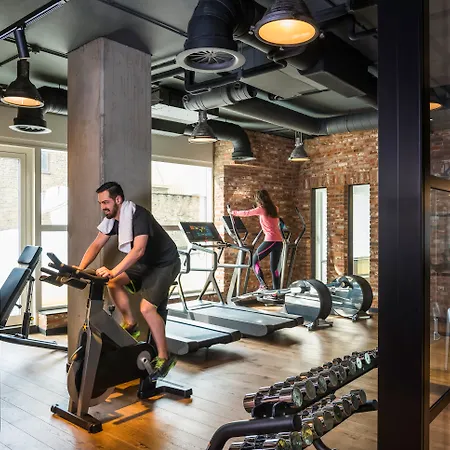 Novotel Canary Wharf 4* Λονδίνο