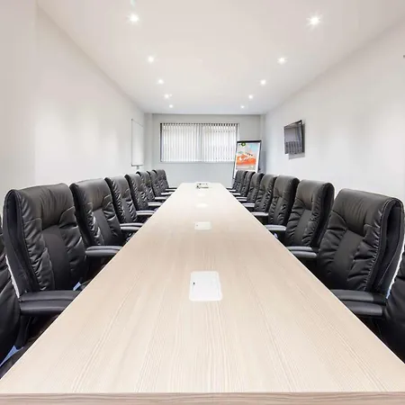 Ibis Styles London Heathrow Airport Hillingdon